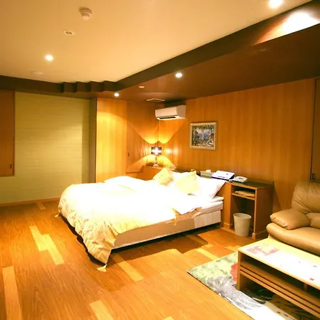 Aura Resort Iga (Adults Only) Exterior photo