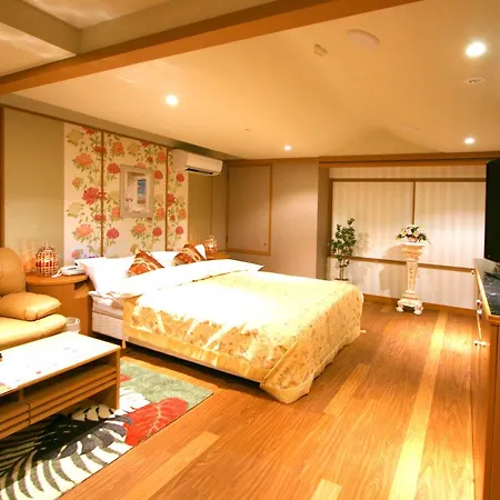 Aura Resort Iga (Adults Only) Exterior photo
