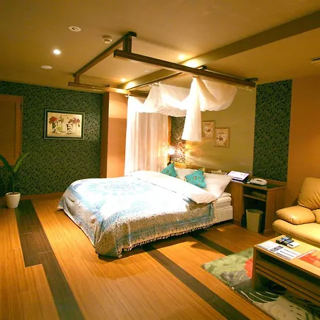Aura Resort Iga (Adults Only) Exterior photo